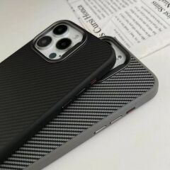 iPhone 15 Pro Kılıf Magsafe Şarj Özellikli Karbon Fiber Görünümlü Troy Kapak