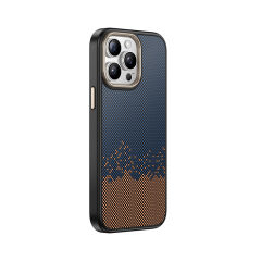 iPhone 15 Pro Max Kılıf Kablosuz Şarj Özellikli Karbon Fiber Görünümlü Antina Kapak Gri