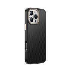 iPhone 16 Pro Kılıf Kablosuz Şarj Özellikli Karbon Fiber Görünümlü Antina Kapak