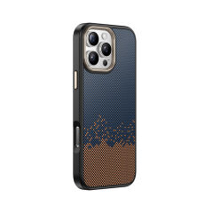 iPhone 16 Pro Max Kılıf Kablosuz Şarj Özellikli Karbon Fiber Görünümlü Antina Kapak