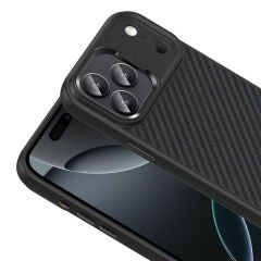 iPhone 17 Pro Max Kılıf Kablosuz Şarj Özellikli Karbon Fiber Görünümlü Truva Silikon Kapak