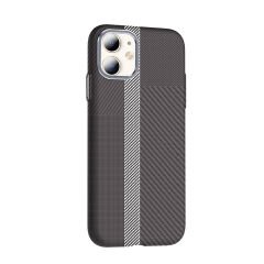 iPhone 11 Kılıf Kablosuz Şarj Özellikli Karbon Fiber Görünümlü Gros Kapak