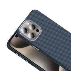 iPhone 15 Pro Kılıf Kablosuz Şarj Özellikli Karbon Fiber Görünümlü Gros Kapak