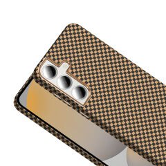 Samsung Galaxy S24 FE Kılıf Kablosuz Şarj Özellikli Karbon Fiber Görünümlü Gros Kapak Siyah